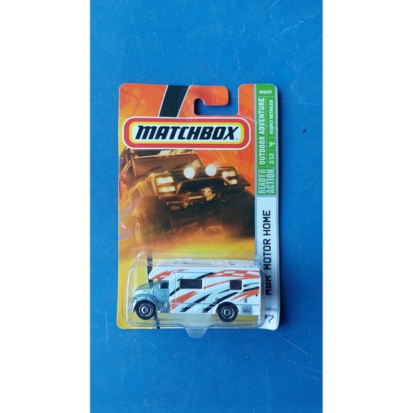 MATCHBOX Other - Matchbox Outdoor Adventure 1:64 Die Cast Car #77 White MBX MOTOR HOME